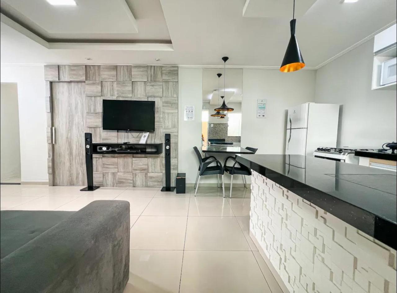 Apto Com Ar Condicionado, Wifi E Smart Tv Cabo Frio Exterior foto